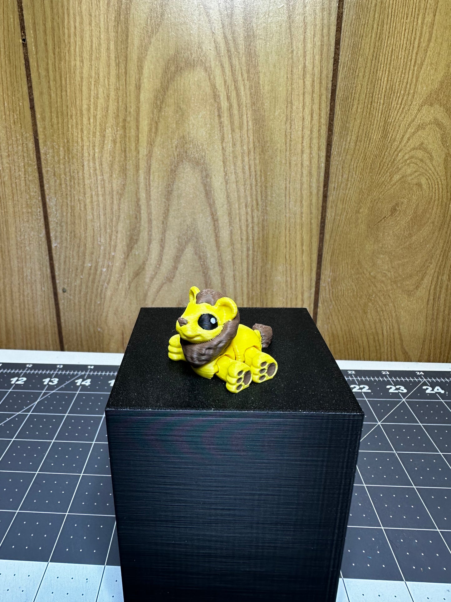 Mini Lion