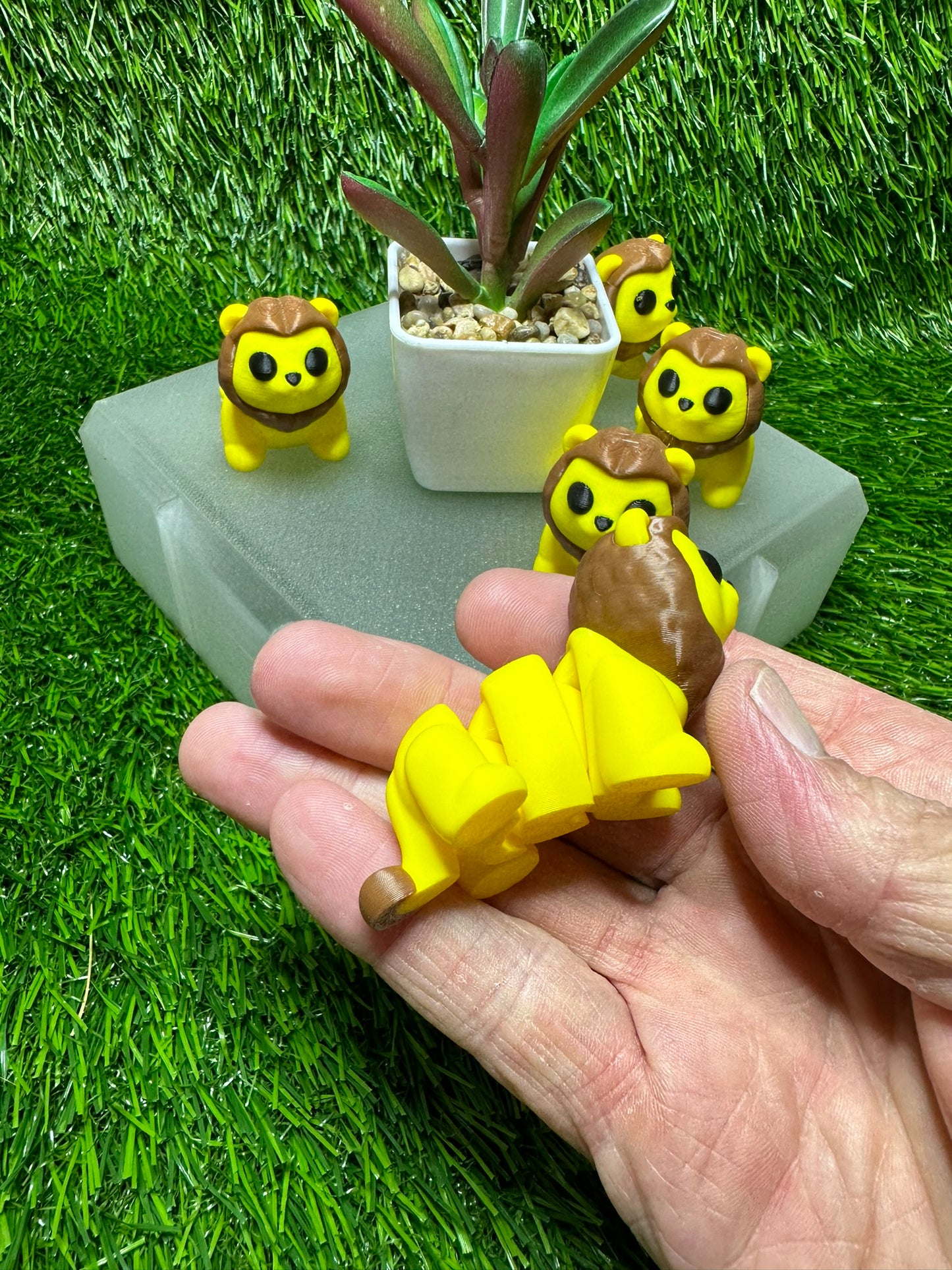 Lion Articulating Fidget Animal